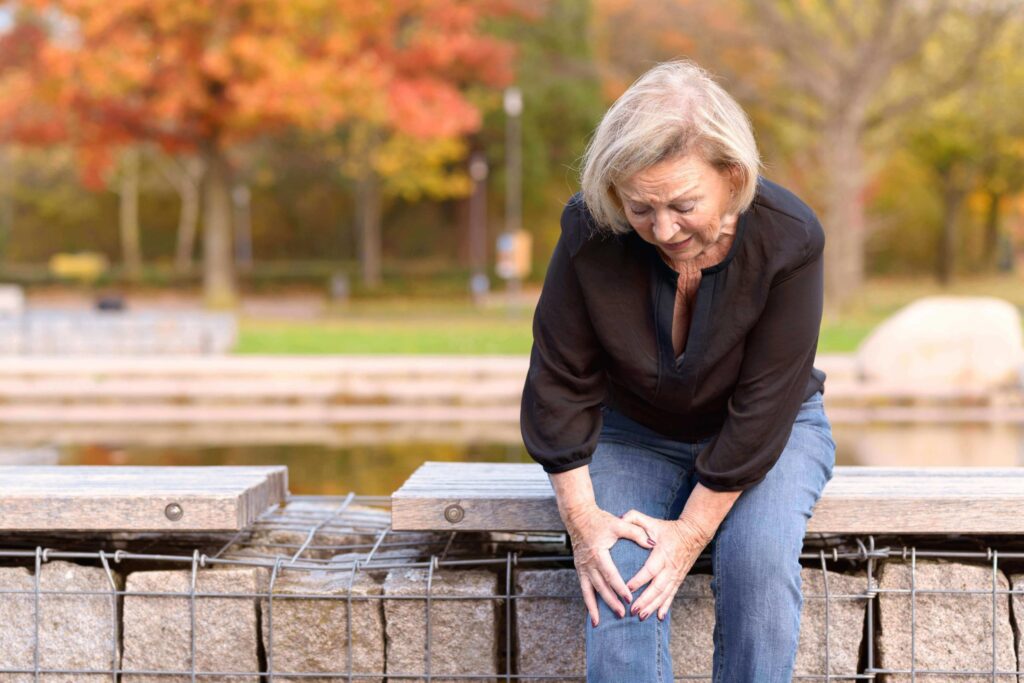 suffering from hip or knee pain? physical therapy can help you find relief